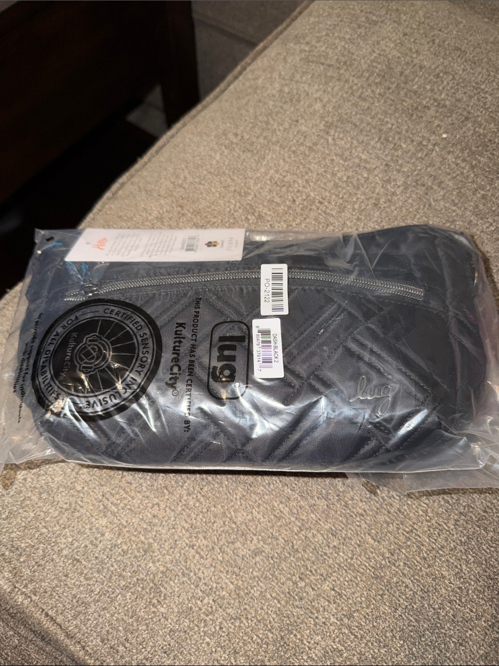 lug Quilted Black Travel Pouch with Zip Pocket